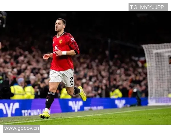 英超焦点战达洛特进球曼联1比1战平西汉姆联近5轮仅获一胜